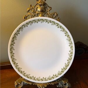 Set of 7 Corelle “Spring Blossom Green” dinner plates